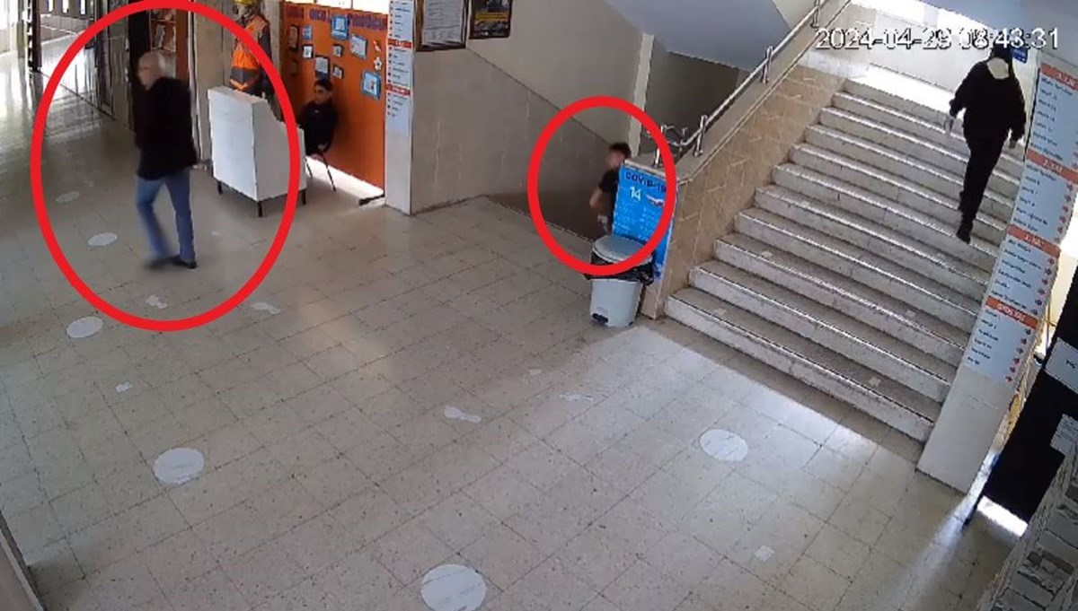 Elektronik sigarayla yakalandı: Ailesine haber veren müdür yardımcısını bıçakladı Elektronik sigarayla yakalandı: Ailesine haber veren müdür yardımcısını bıçakladı