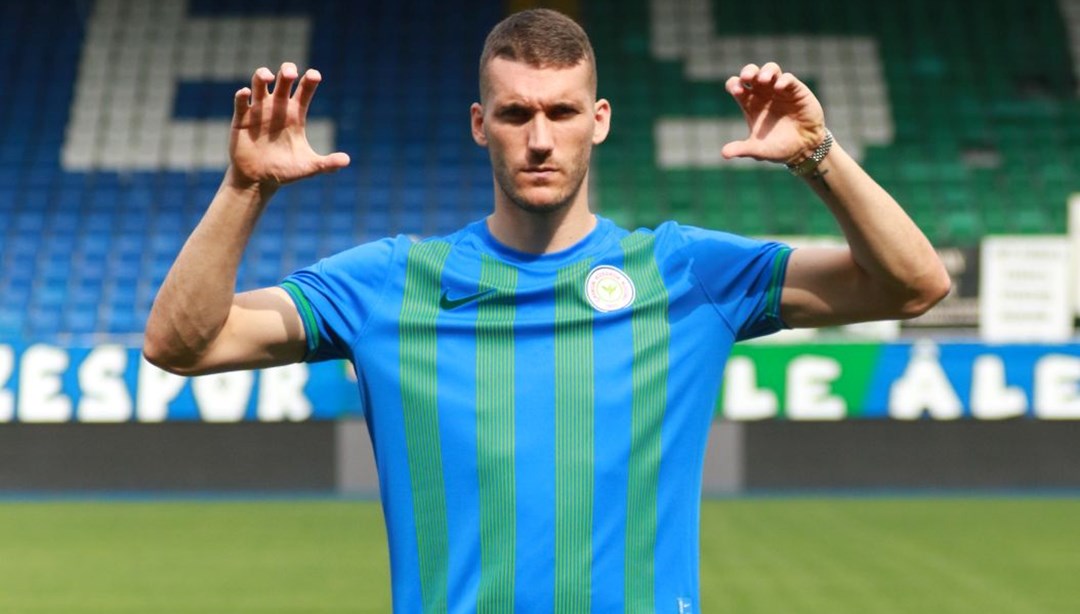 Çaykur Rizespor, kaleci Ivo Grbic'i transfer etti