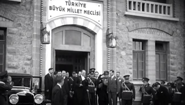 Cumhuriyet fikri nasıl doğdu ve gelişti?