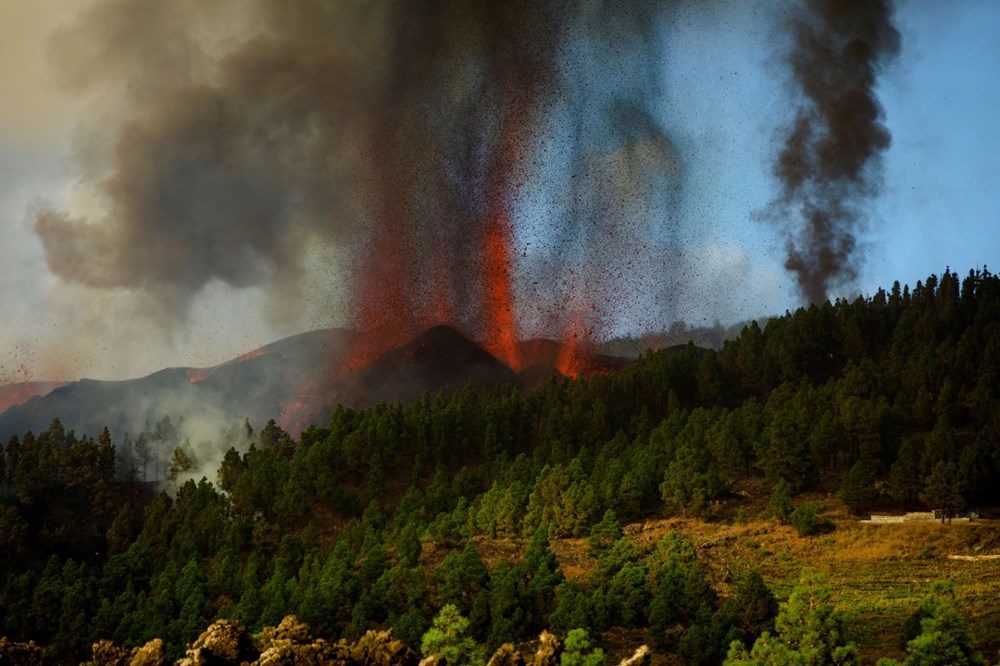 La Palma'da kabus sürüyor: Evleri kül eden lav akışı hızlandı - 16