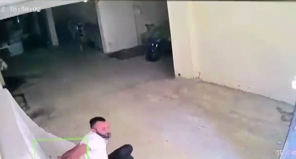 Palalı komşu dehşeti: Baba ve oğlunu hastanelik etti 76