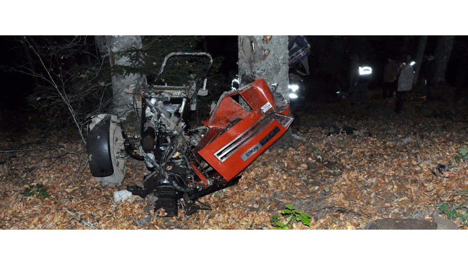 Bursa'da traktör uçuruma yuvarlandı: 2 ölü