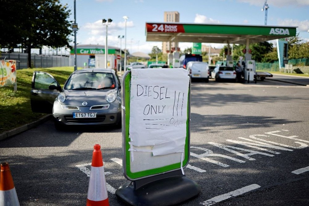 Solusi Inggris untuk krisis minyak: Ratusan pengemudi akan diberikan visa sementara