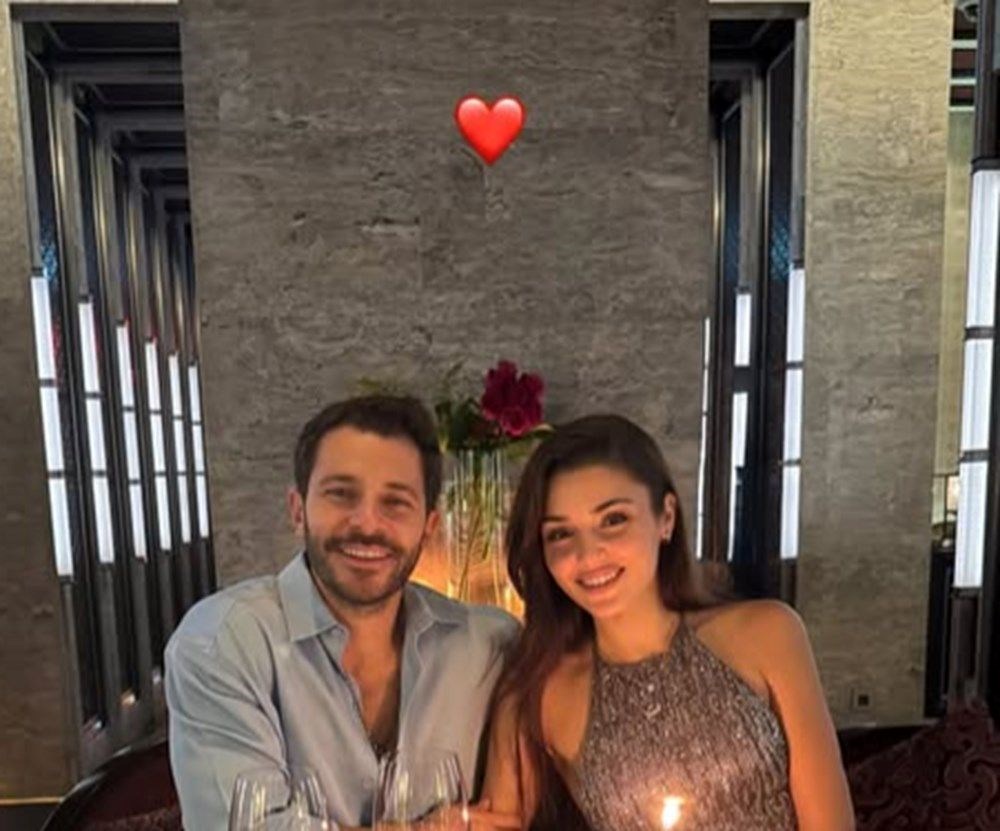 Hande Erçel ile Hakan Sabancı, ikinci yıl dönümlerini kutladı - 10