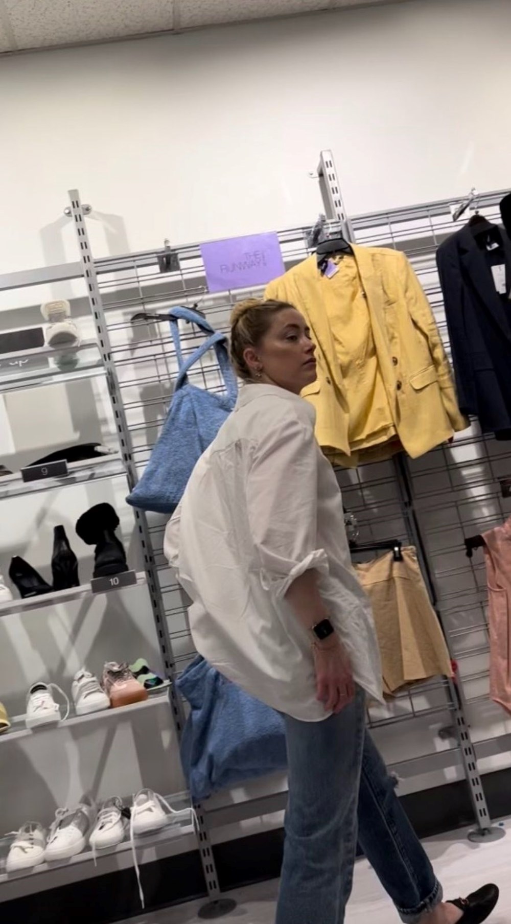 Amber Heard'ün outlet alışverişi - 1