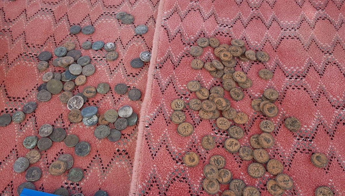 Diyarbakır'da Roma döneminden 143 sikke ele geçirildi: 85 bin lira satacaklardı