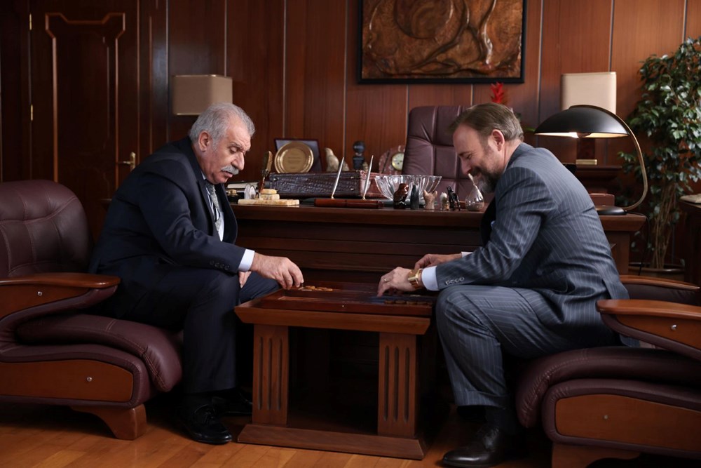 Kral Kaybederse'de Kenan ve Handan Arasındaki Sırlar Ortaya Mı Dökülüyor? 76 HNT8sqF0vkqfbWYrSZo7Xw