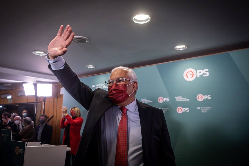 Portekiz'de seçimleri meclis çoğunluğuyla Sosyalist Parti kazandı - 2