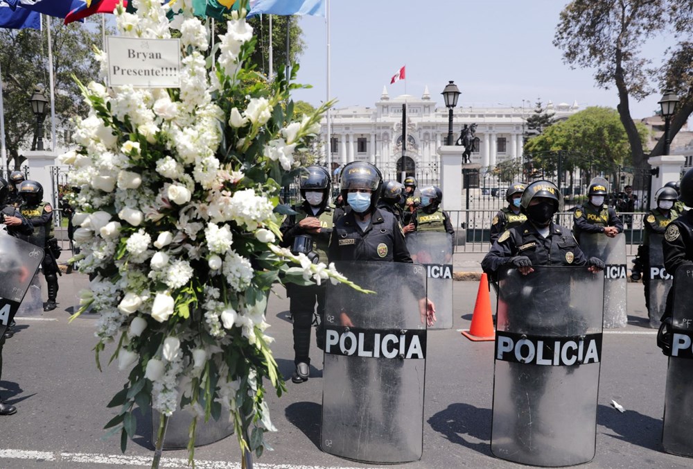 Peru'da protestolar istifa getirdi - 14