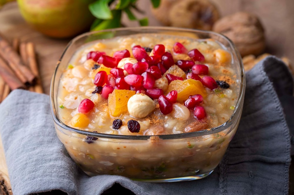 Aşure Geleneği Enflasyona Yenik Düştü: Kazanlar Yerini Porsiyonlara Bıraktı 7 Aşure Günü ne zaman başlayacak? (2025 Diyanet Muharrem ayı takvimi) - 1