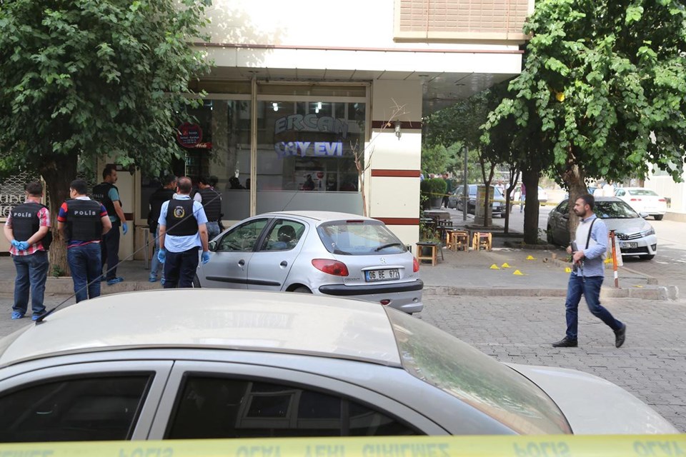 Diyarbakır’da polise silahlı saldırı: 4 yaralı - 2