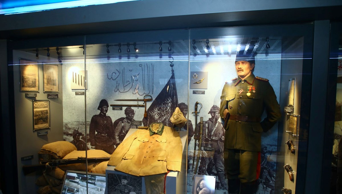 Çanakkale Savaşları Mobil Müzesi, Bakü'de ziyarete açıldı