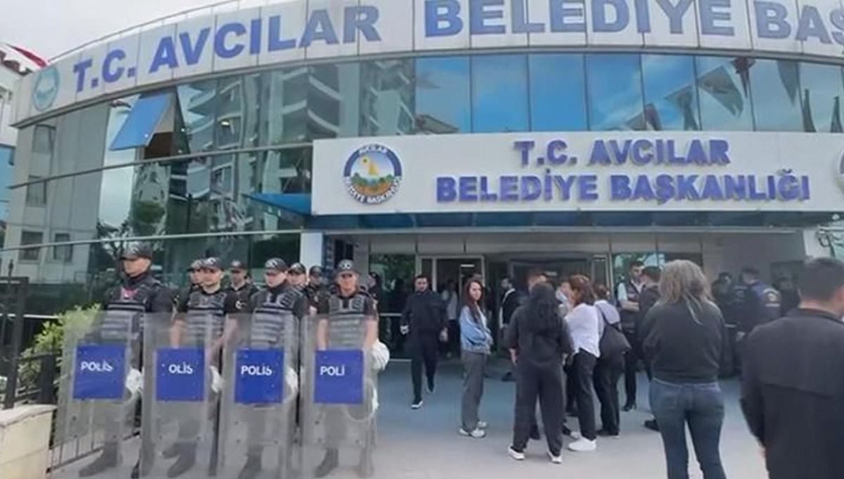 Avcılar ve Beşiktaş belediyelerine operasyon Avcılar ve Beşiktaş belediyelerine operasyon