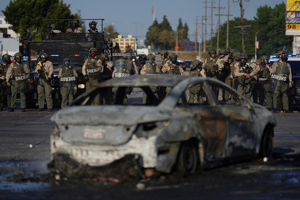 Los Angeles'ta protestolar büyüyor | Trump: Ülkeyi böldürmeyeceğiz - 2