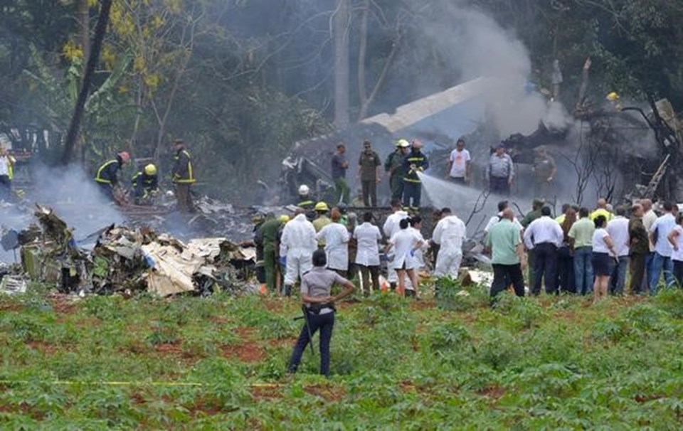 SON DAKİKA: Küba'nın başkenti Havana'da yolcu uçağı düştü - 1