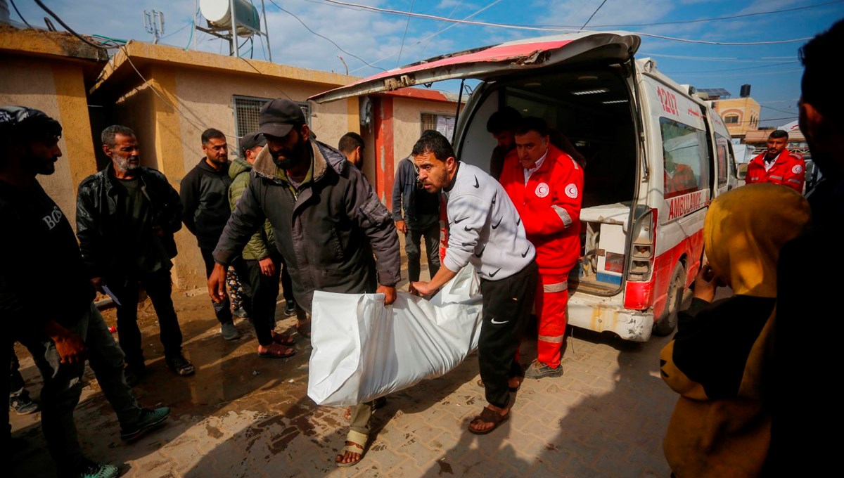 İsrail'in son saldırılarında Gazze'de en az 4 Filistinli öldü İsrail'in son saldırılarında Gazze'de en az 4 Filistinli öldü