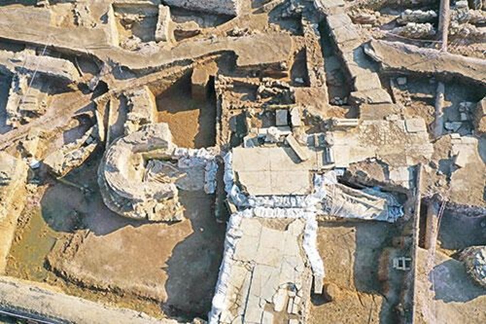 Haydarpaşa Garı kazılarında gizemli mermer yapı bulundu - 2