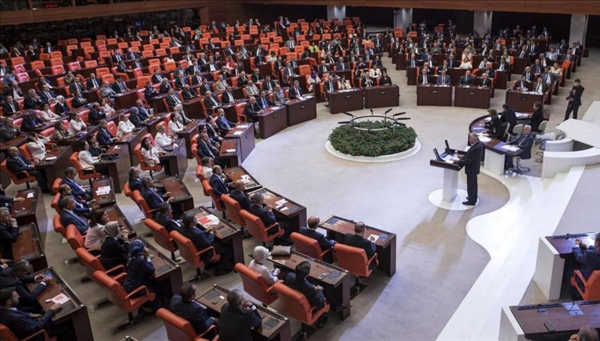 Meclis komisyon üyeliklerine seçim