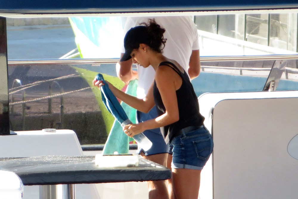 Rafael Nadal ile eşi Xisca Mery Perello ultra lüks yatlarını kendi temizledi - 5