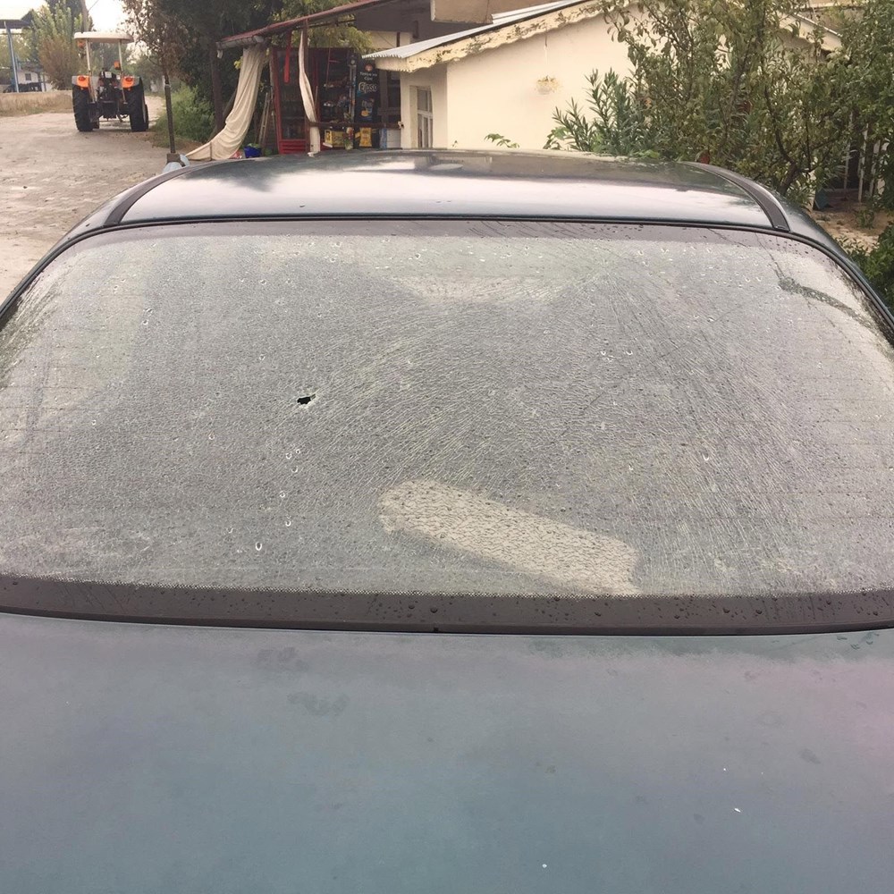 Antalya Kumluca'da kuvvetli rüzgar ve dolu: 1 ölü - 15