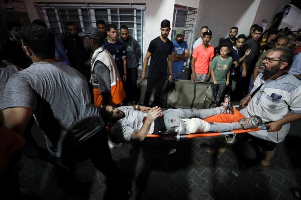 İsrail, Gazze'de hastaneyi hedef aldı: En az 500 kişi hayatını kaybetti - 7