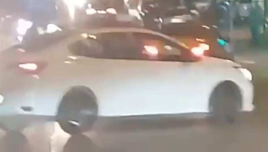 Drift yapan iki sürücüye 96 bin lira ceza