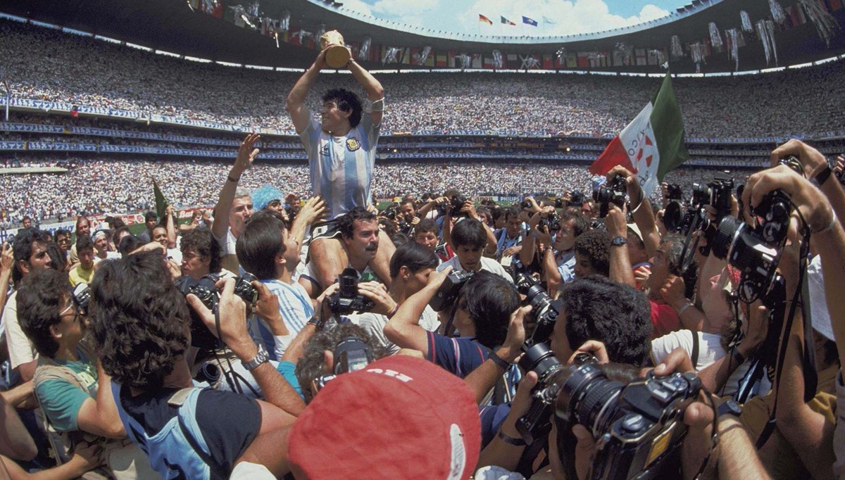Diego Maradona hayatını kaybetti (Maradona kimdir?)