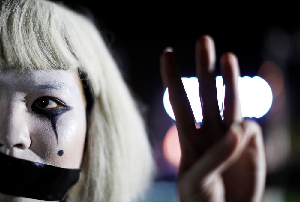 Tayland'da öğrenciler bir aydır sokakta: Açlık Oyunları işareti - 5