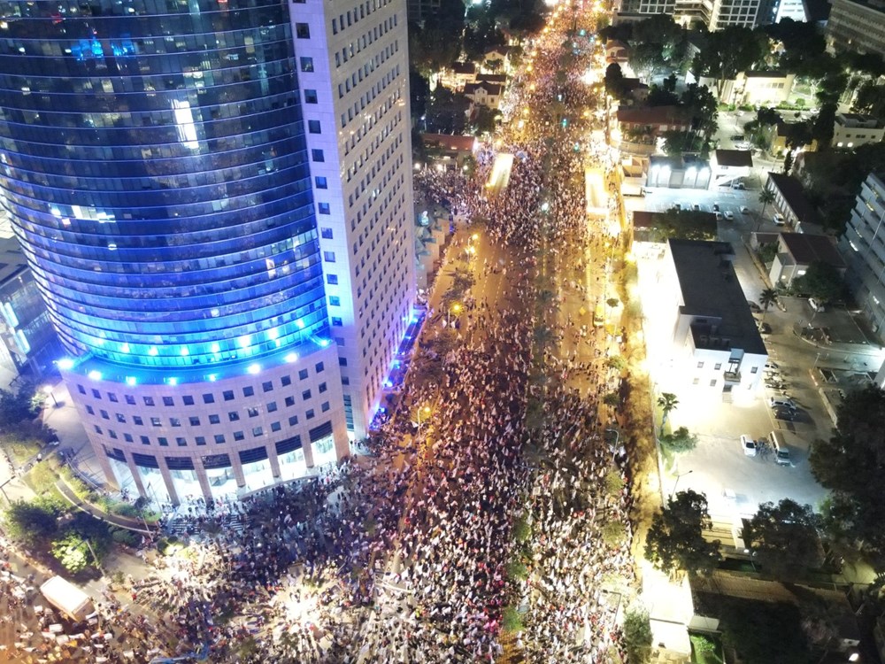 İsrail'de "yargı reformu" protestoları 34. haftada: Sembolik tabutlar dikkat çekti - 17