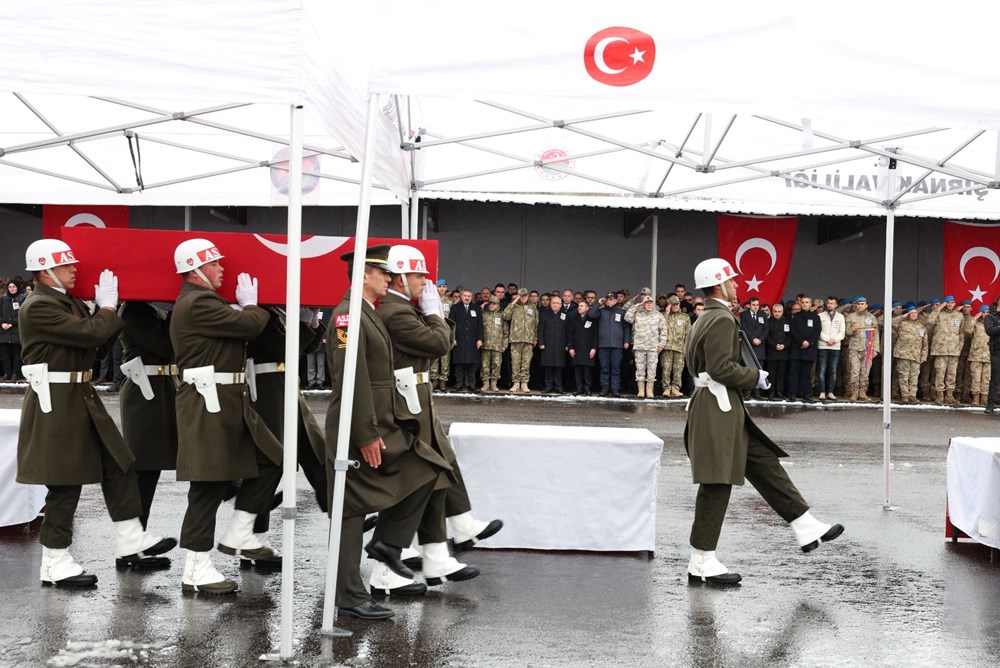 Pençe-Kilit Harekatı bölgesinde şehit olan 9 asker için Şırnak'ta tören - 9