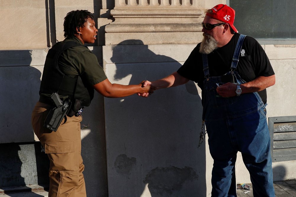 Trump'ın mitingi sonrası onlarca görevliye karantina - 4