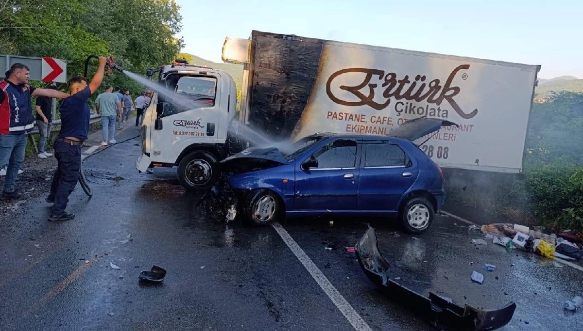 Zincirleme kaza: 1 ölü, 11 yaralı