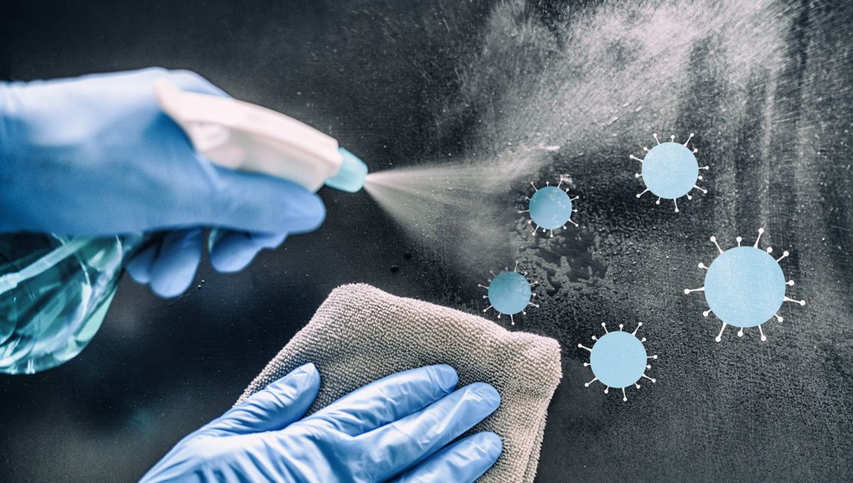 Omicron, insan derisinde ve plastik yüzeylerde önceki varyantlara göre çok daha uzun süre canlı kalıyor Omicron, insan derisinde ve plastik yüzeylerde önceki varyantlara göre çok daha uzun süre canlı kalıyor