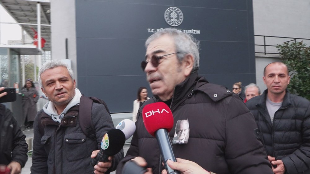 Usta oyuncu Ahmet Levendoğlu son yolculuğuna uğurlandı - 10