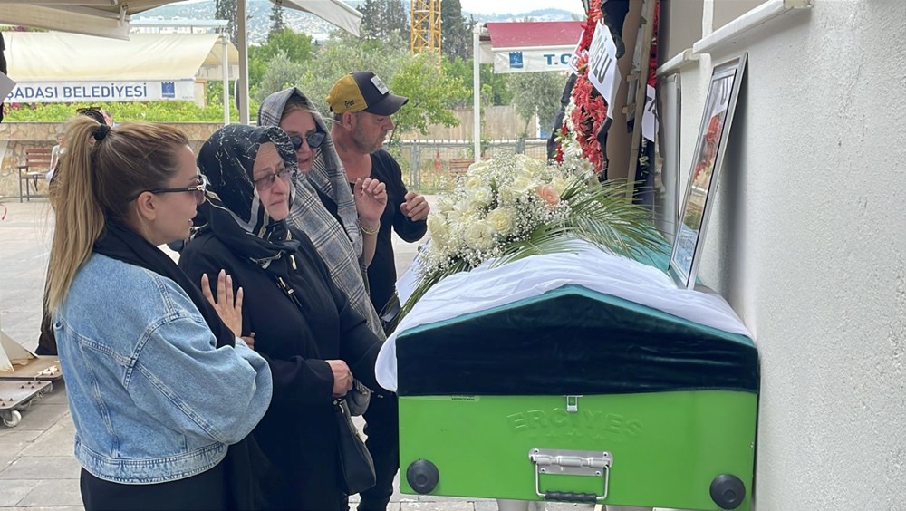 Şarkıcı Şimal son yolculuğuna uğurlandı - 3