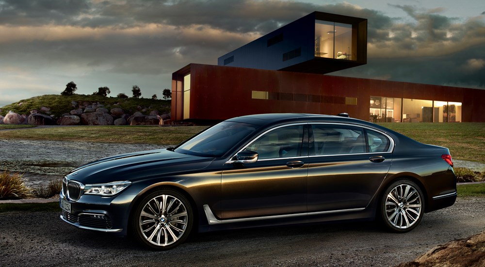 BMW 7 Serisi yeni yüzünü gösterdi | NTV