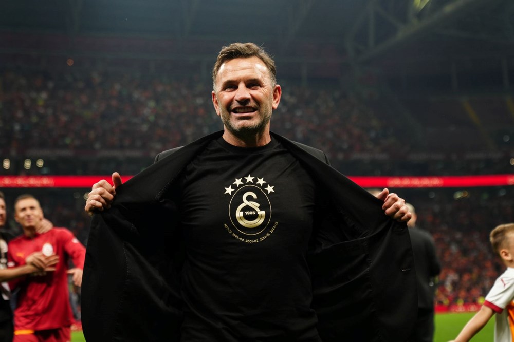 Galatasaray'dan Okan Buruk'a dev zam - 1