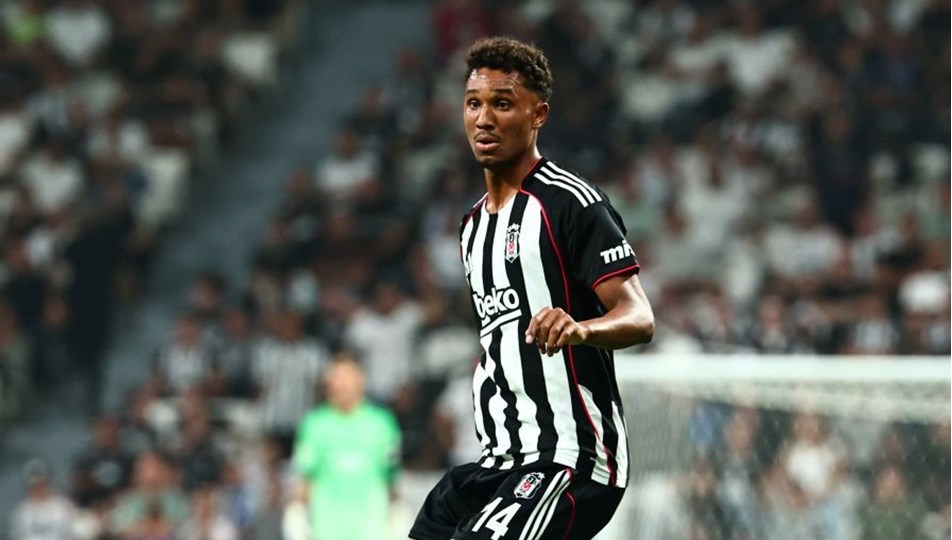 Devre arasında ne konuşuldu? Beşiktaşlı isim anlattı: "Hocamız net mesaj verdi!"