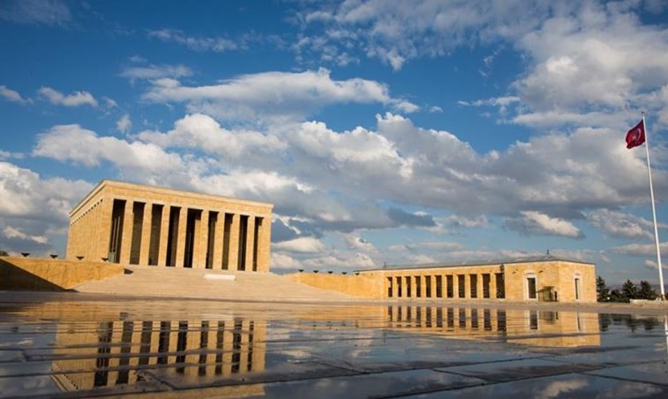 29 Ekim Anıtkabir ziyaret saatlerine yönelik açıklama: Anıtkabir bugün saat kaça kadar açık? - 1