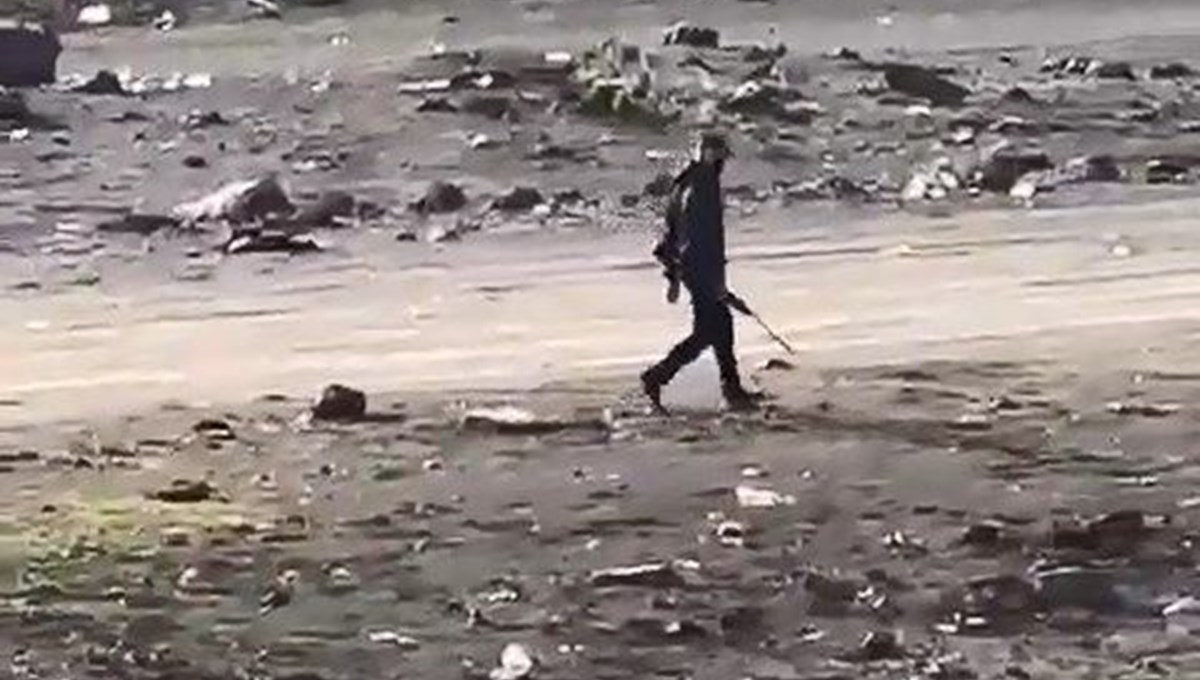 Sazlıdere'de göç yolundaki leylekleri vurdular Sazlıdere'de göç yolundaki leylekleri vurdular