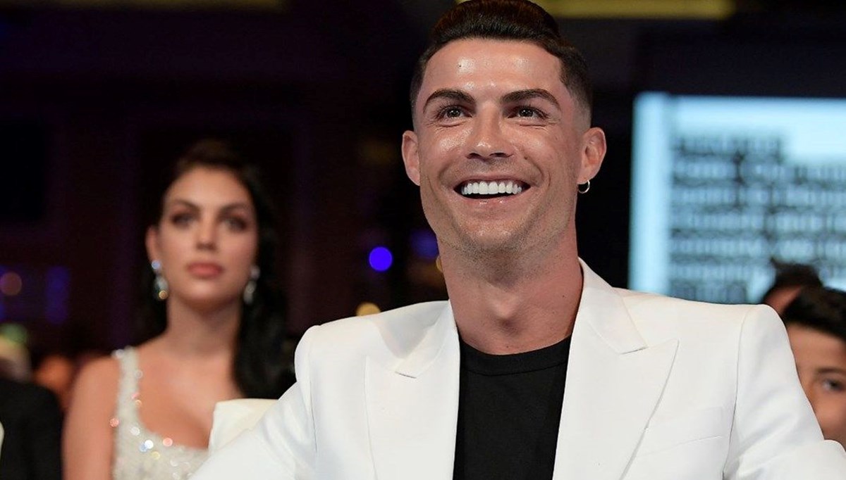 Cristiano Ronaldo'dan La Palma'daki volkanik patlama mağdurlarına yardım