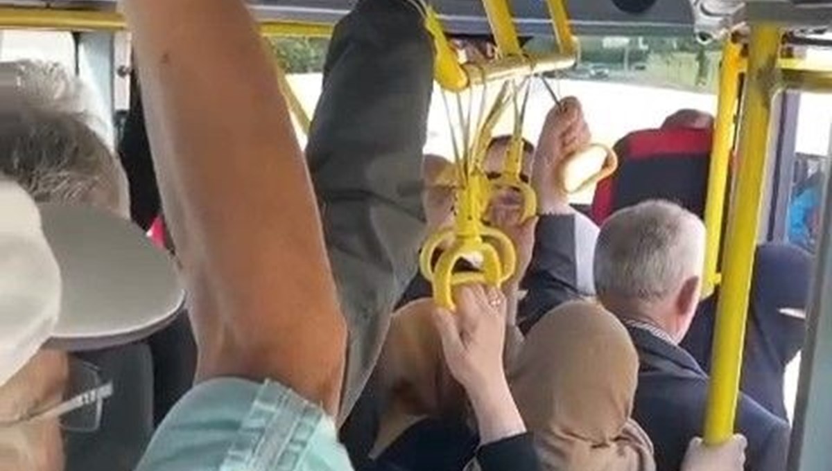 Belediye otobüsü şoförü, fazla yolcu alınca araçtakiler isyan etti Belediye otobüsü şoförü, fazla yolcu alınca araçtakiler isyan etti