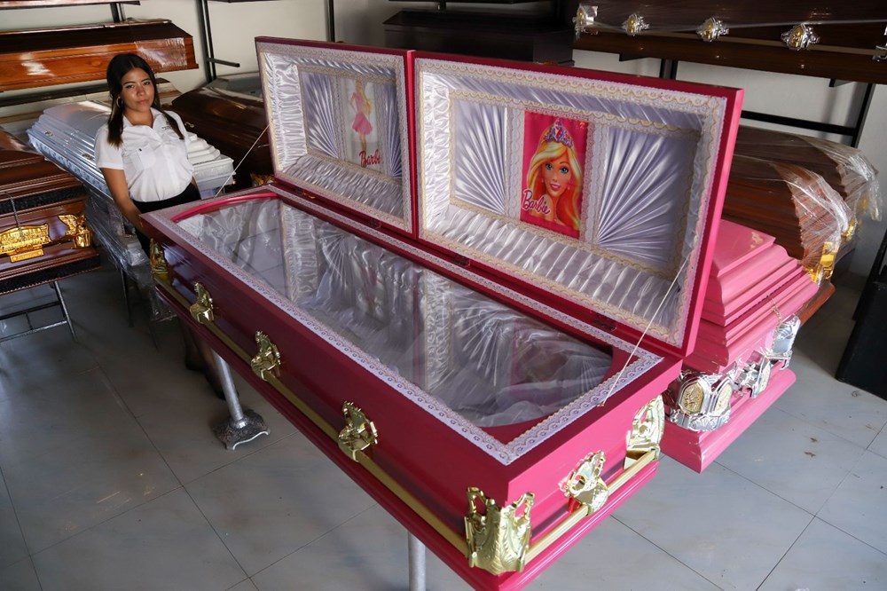 Barbie çılgınlığı cenazelere bile sıçradı - 2