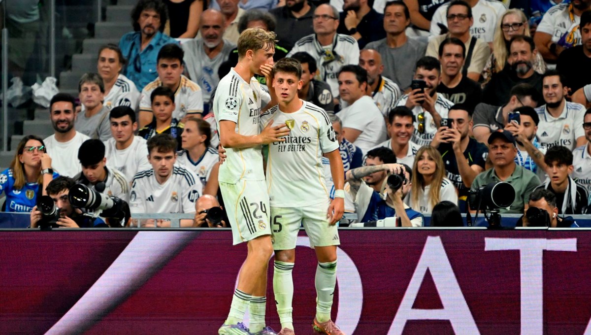 Real Madrid, 10 kişi kaldığı maçı kazandı