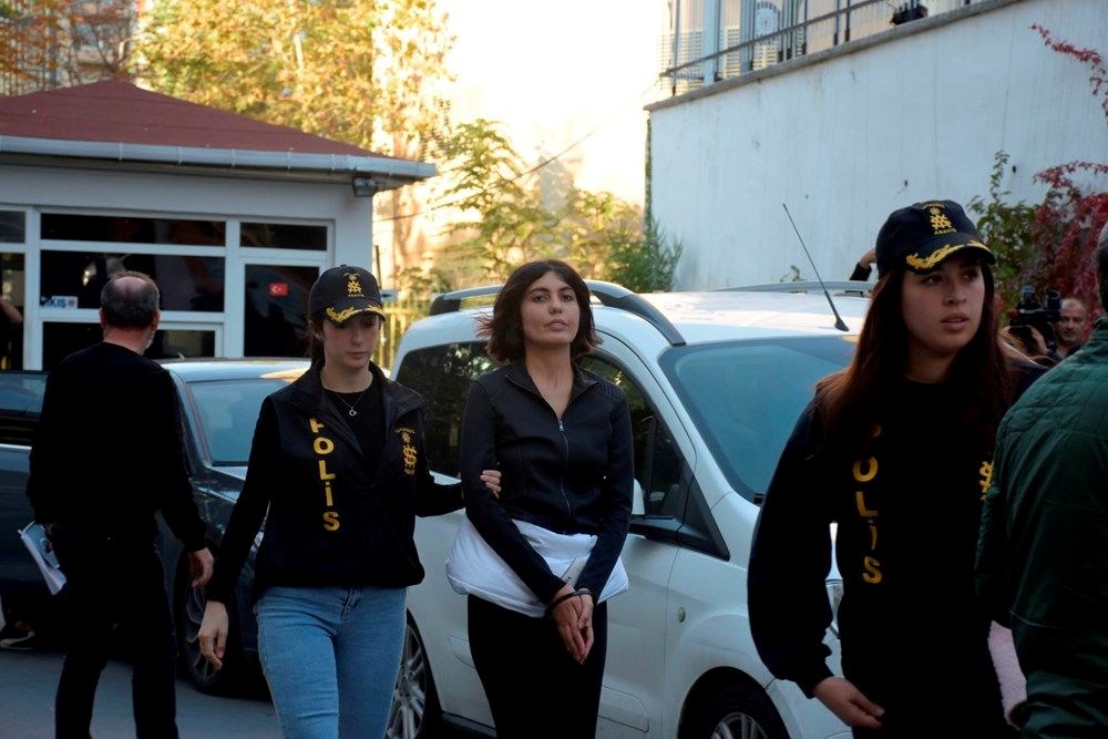 Bahar Candan ve Nihal Candan'ın annesi isyan etti: Kızlarımın hiçbir suçu yoktur - 2