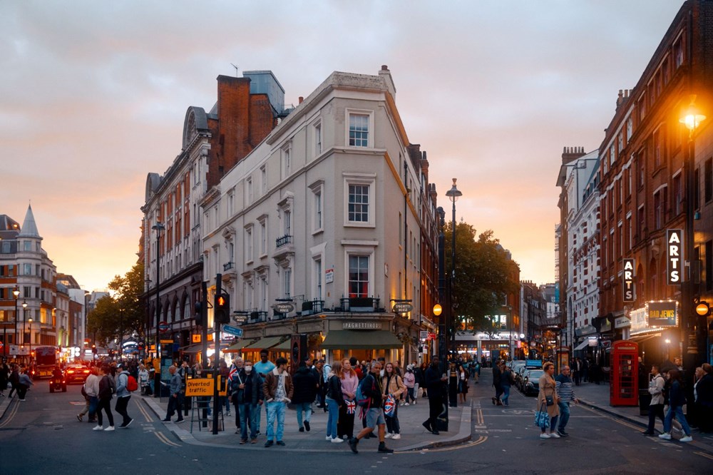 Müslüman milyarder Londra’nın simge yapısını camiye dönüştürecek - 6