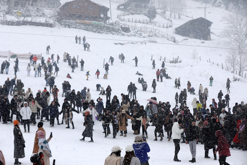Ayder Kar Festivali horonlarla başladı - 3