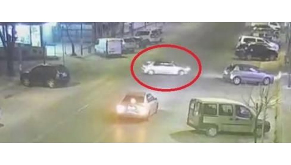 Otomobille drift atan alkollü sürücüye 6 bin lira ceza kesildi