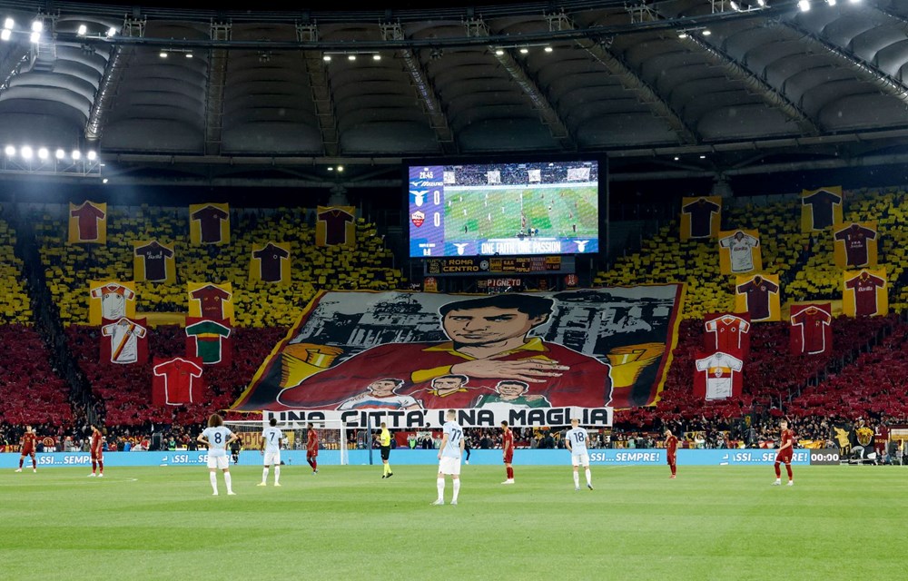 Derbide ortalık savaş alanına döndü 13 polis yaralandı: "Bunlar taraftar değil, suçludur" 75