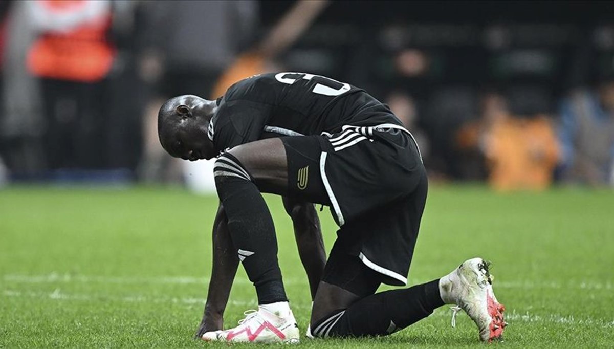 Beşiktaş'ta Tayfur Bingöl ile tartışan Eric Bailly özür diledi